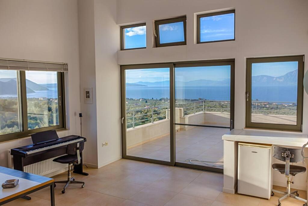 Panoramic View Summerhouse Loukissia Экстерьер фото