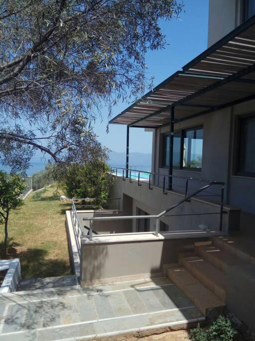 Panoramic View Summerhouse Loukissia Экстерьер фото