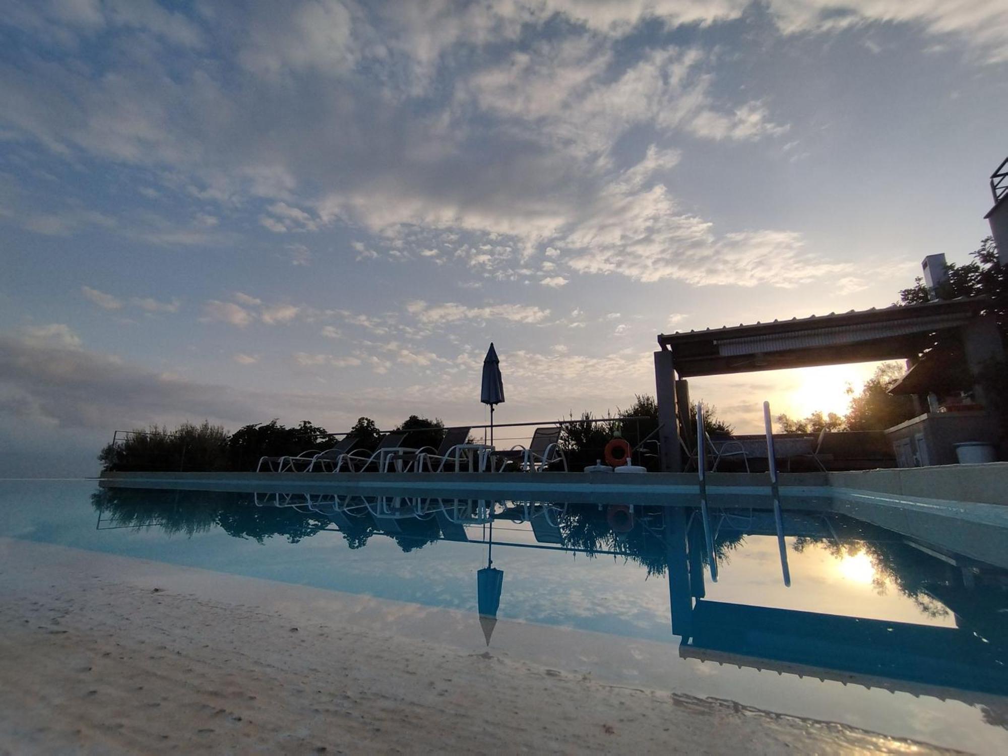 Panoramic View Summerhouse Loukissia Экстерьер фото